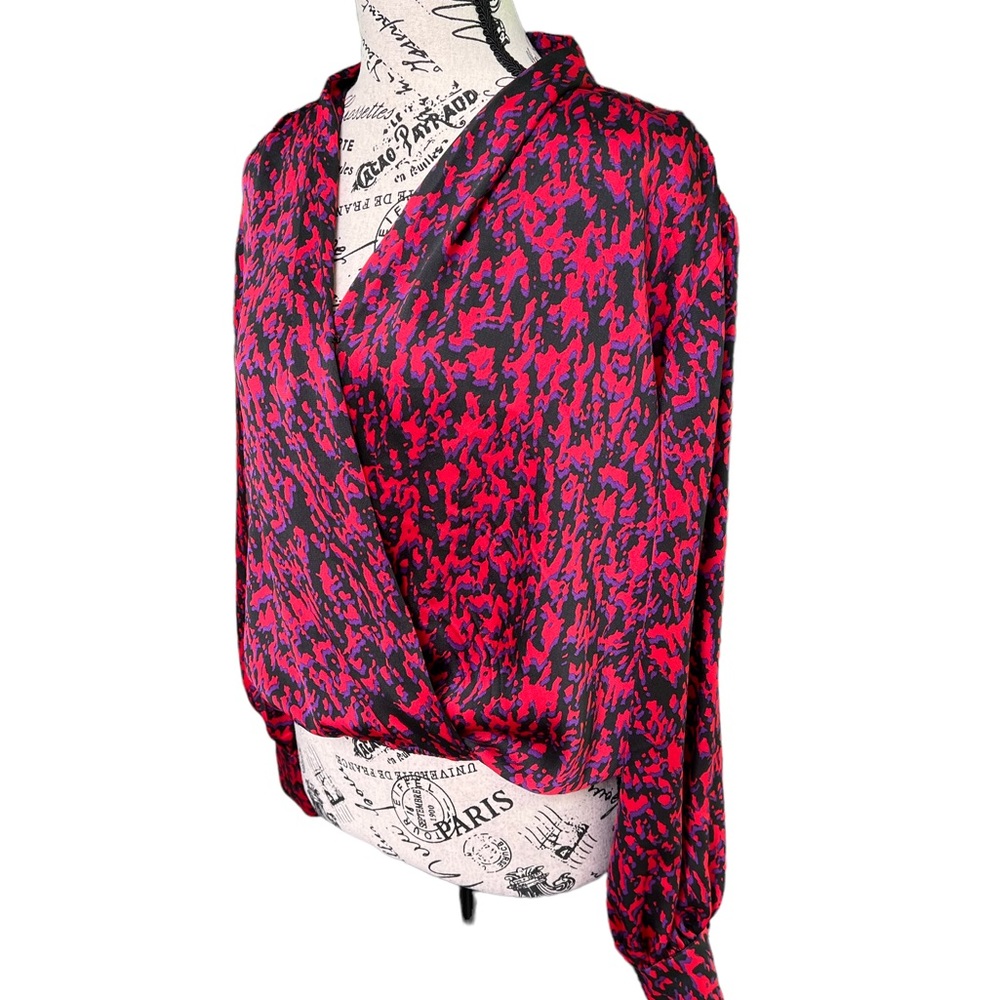 Express Blouse - Picture 6 of 15